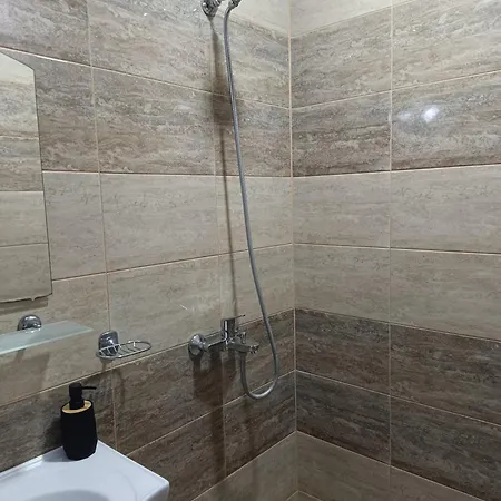 One-bedroom Apartment-14 Filip Makedonski 49b דירה *